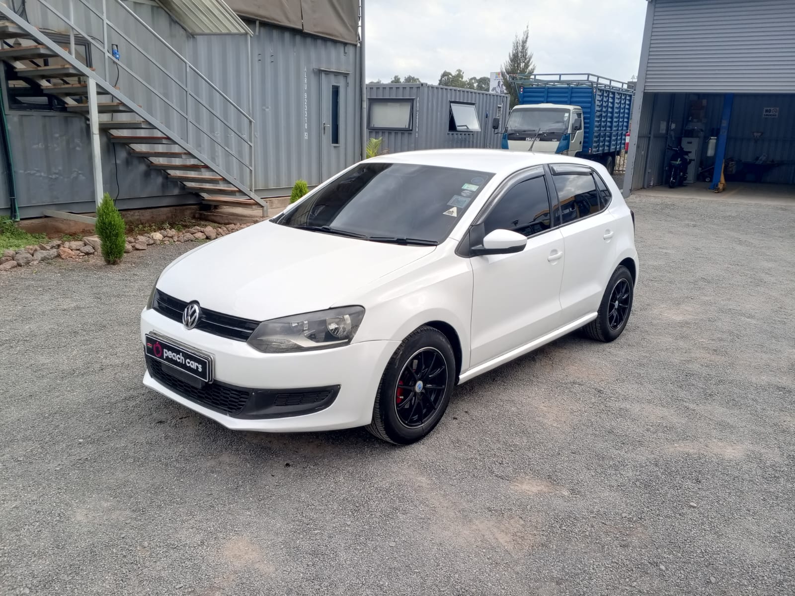 2012 VOLKSWAGEN Polo - Peach Cars
