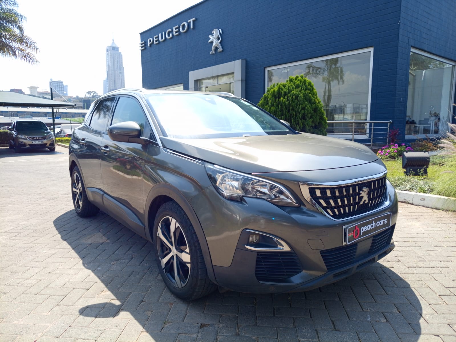 2019 PEUGEOT 3008 - Peach Cars