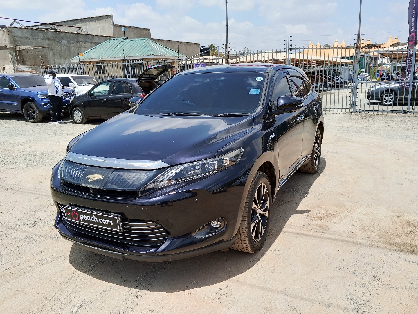 2016 TOYOTA Harrier - Peach Cars