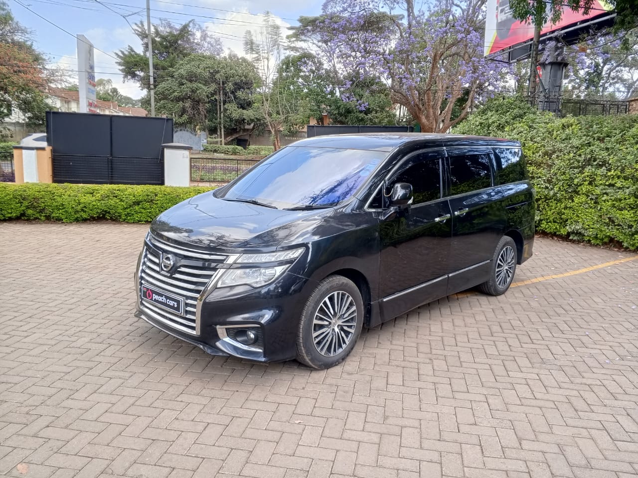 2014 NISSAN Elgrand - Peach Cars