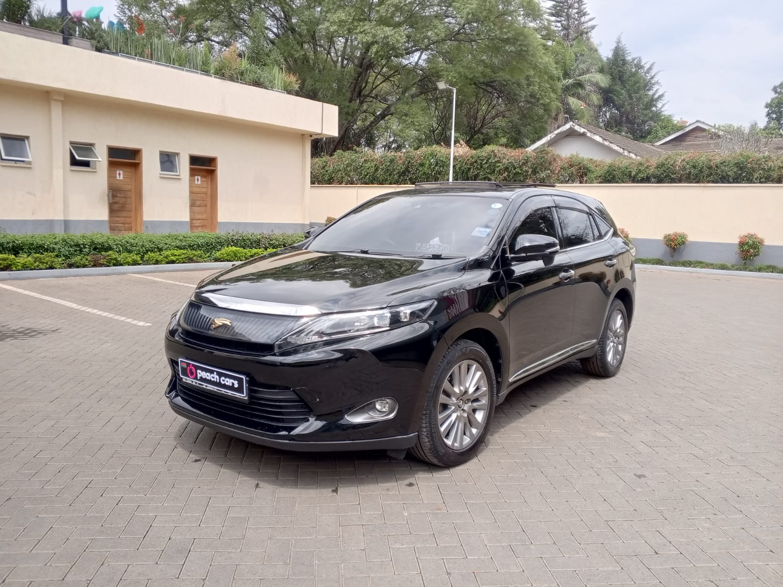 2016 TOYOTA Harrier - Peach Cars