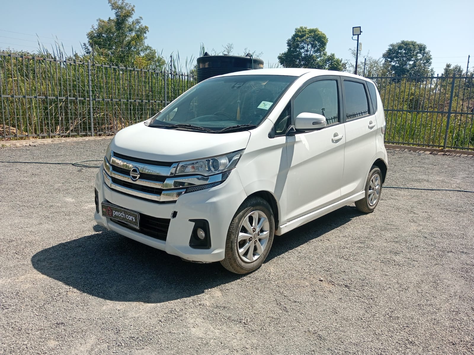 2017 NISSAN Dayz - Peach Cars