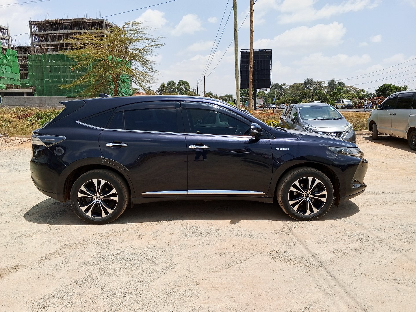2016 TOYOTA Harrier - Peach Cars