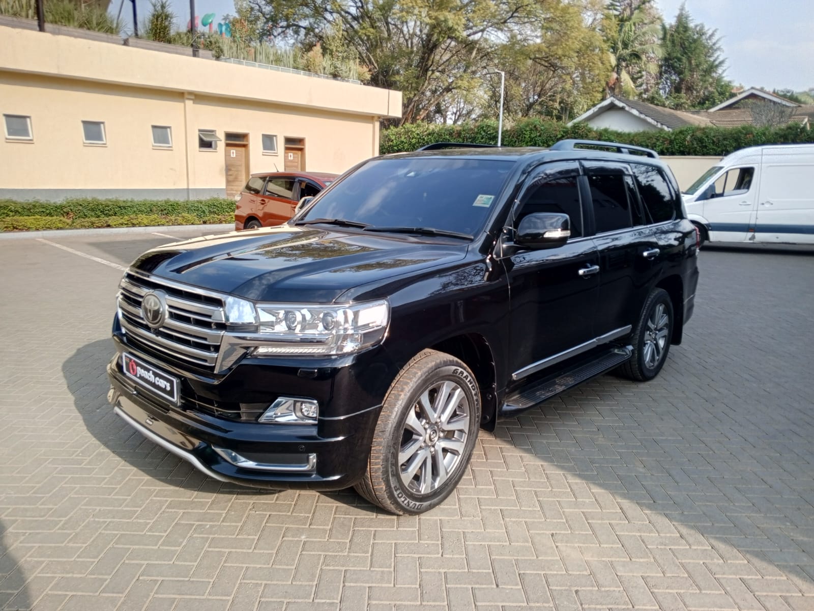 画像 2015 TOYOTA Land Cruiser - Peach Cars