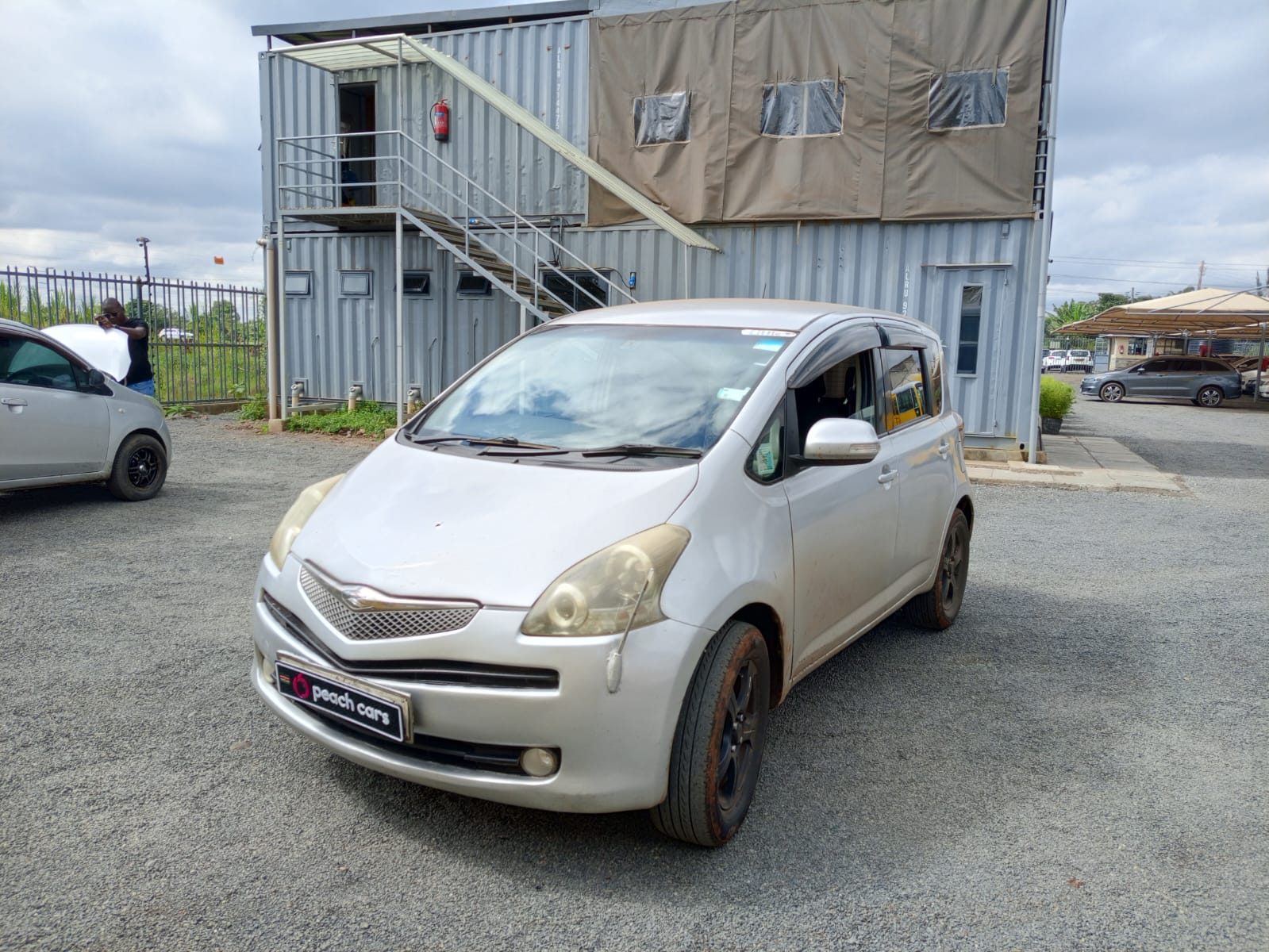 Image 1 of 5